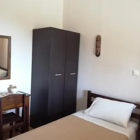 Thanasis Апартаменты Valsamata